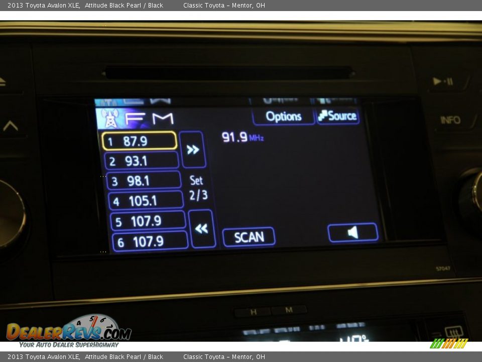 2013 Toyota Avalon XLE Attitude Black Pearl / Black Photo #9