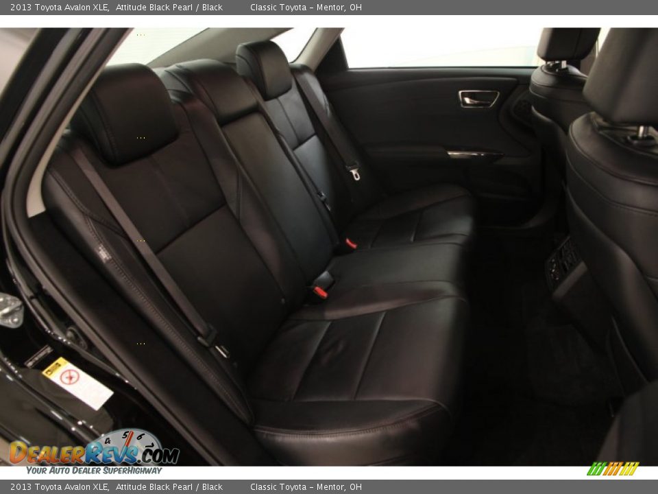 2013 Toyota Avalon XLE Attitude Black Pearl / Black Photo #17