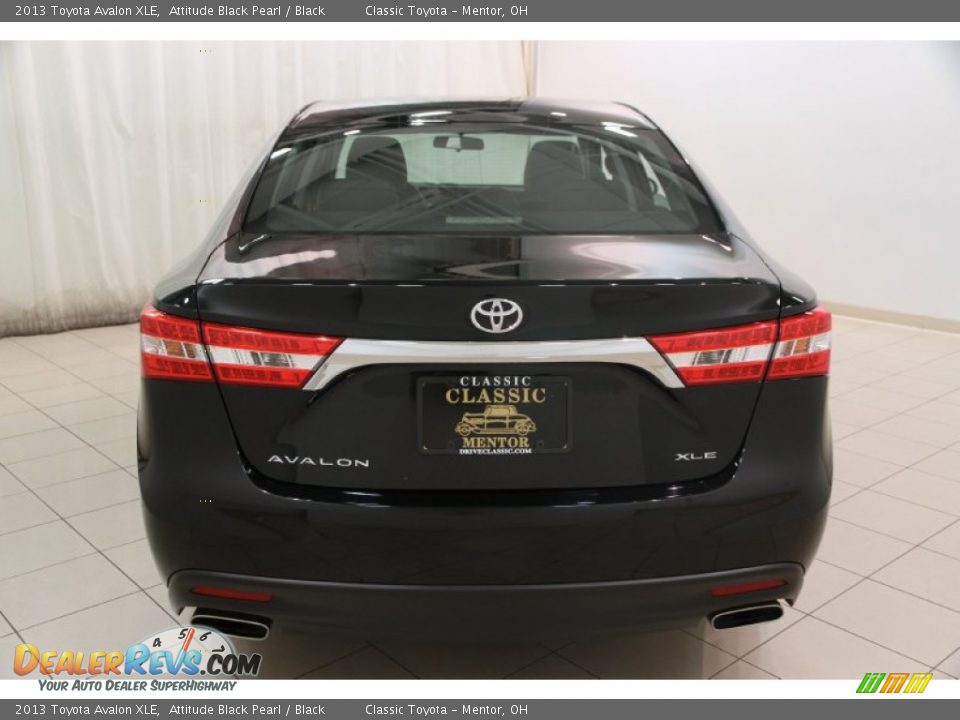 2013 Toyota Avalon XLE Attitude Black Pearl / Black Photo #19