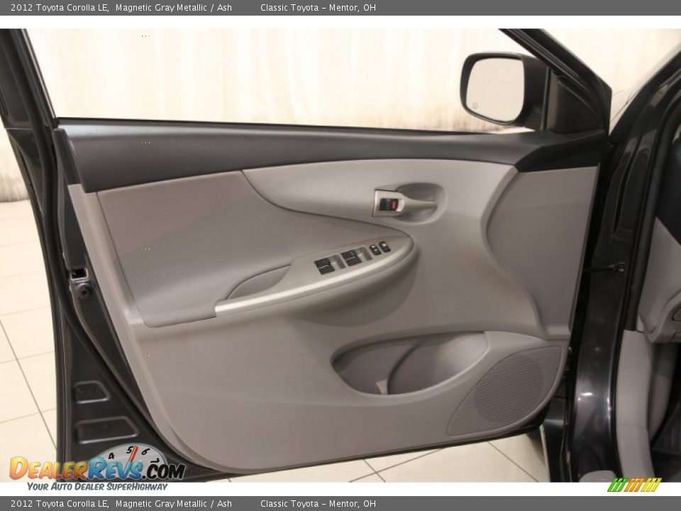 2012 Toyota Corolla LE Magnetic Gray Metallic / Ash Photo #4