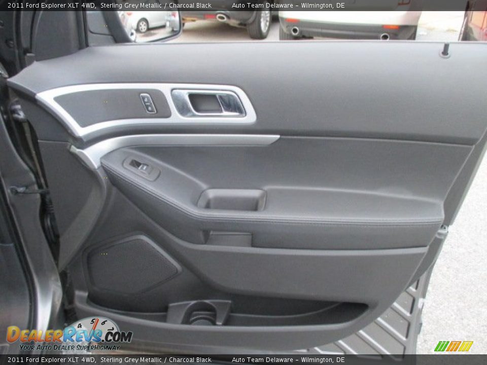 2011 Ford Explorer XLT 4WD Sterling Grey Metallic / Charcoal Black Photo #30