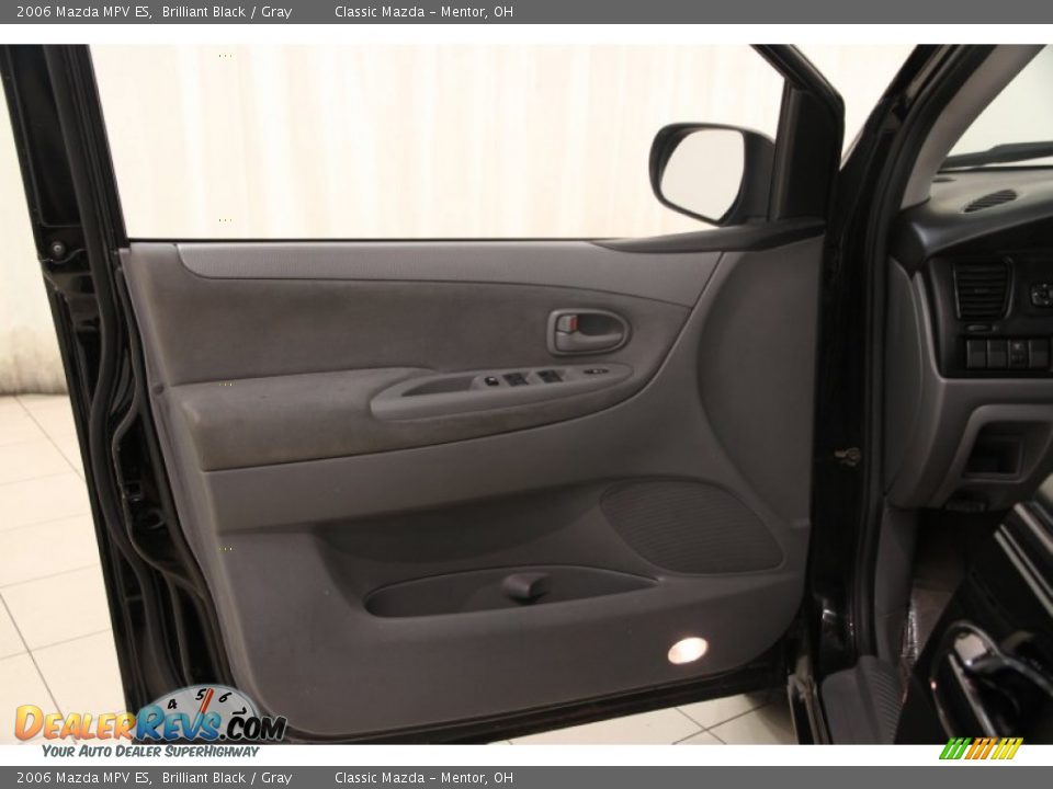 2006 Mazda MPV ES Brilliant Black / Gray Photo #4