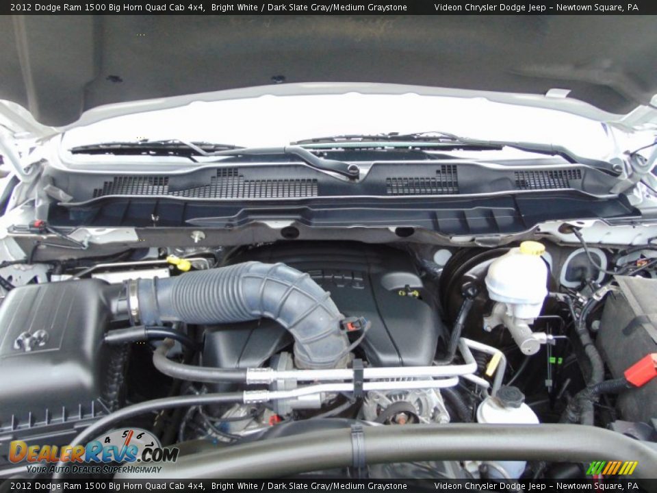 2012 Dodge Ram 1500 Big Horn Quad Cab 4x4 Bright White / Dark Slate Gray/Medium Graystone Photo #9