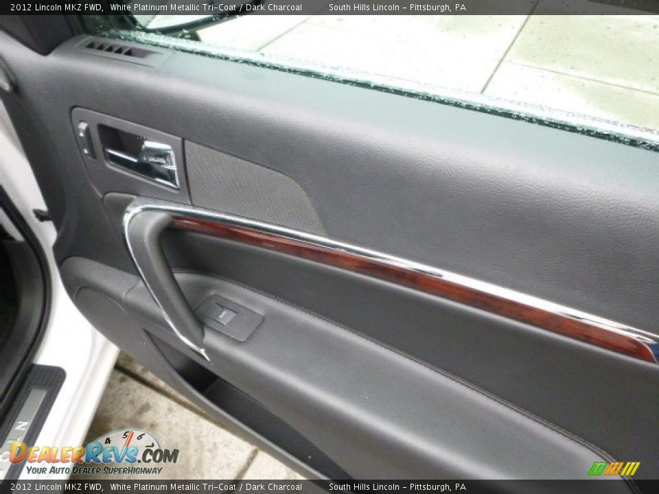 2012 Lincoln MKZ FWD White Platinum Metallic Tri-Coat / Dark Charcoal Photo #12