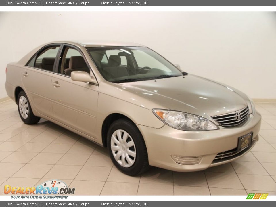 2005 Toyota Camry LE Desert Sand Mica / Taupe Photo #1