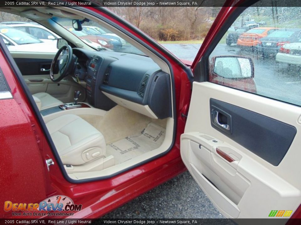 2005 Cadillac SRX V8 Red Line / Light Neutral Photo #16