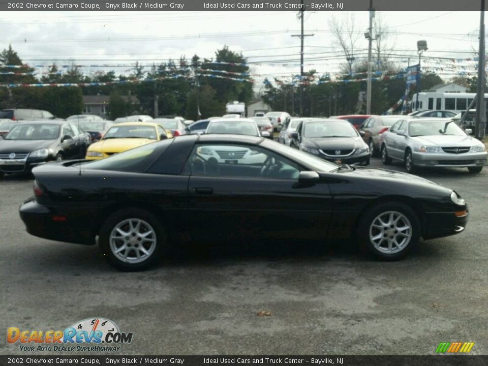 2002 Chevrolet Camaro Coupe Onyx Black / Medium Gray Photo #8