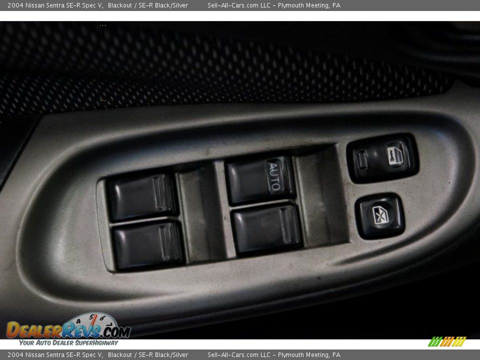2004 Nissan Sentra SE-R Spec V Blackout / SE-R Black/Silver Photo #13