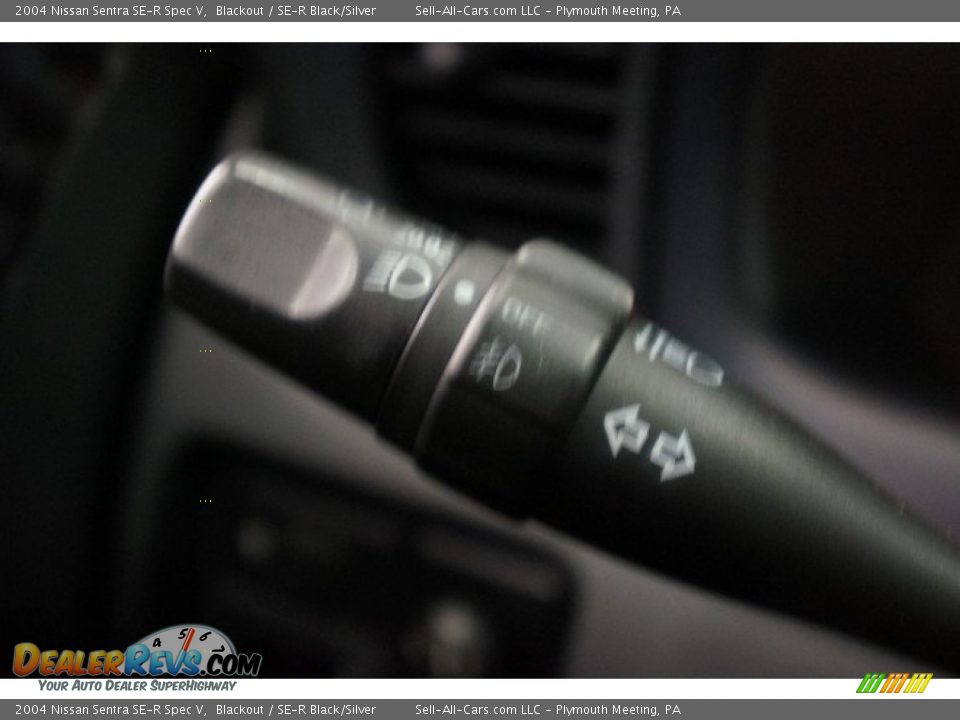 2004 Nissan Sentra SE-R Spec V Blackout / SE-R Black/Silver Photo #24