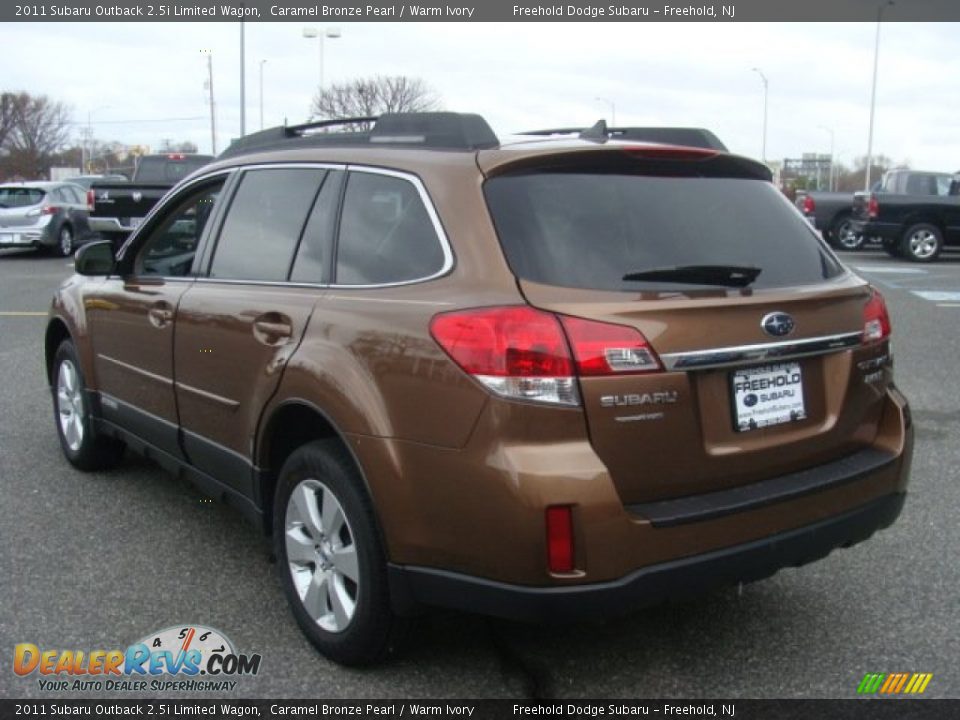 2011 Subaru Outback 2.5i Limited Wagon Caramel Bronze Pearl / Warm Ivory Photo #4