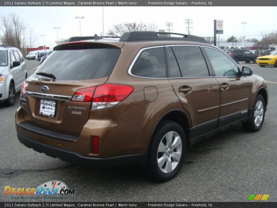 2011 Subaru Outback 2.5i Limited Wagon Caramel Bronze Pearl / Warm Ivory Photo #7