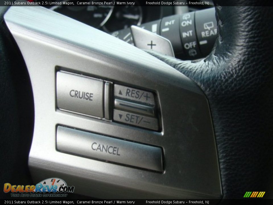 2011 Subaru Outback 2.5i Limited Wagon Caramel Bronze Pearl / Warm Ivory Photo #20