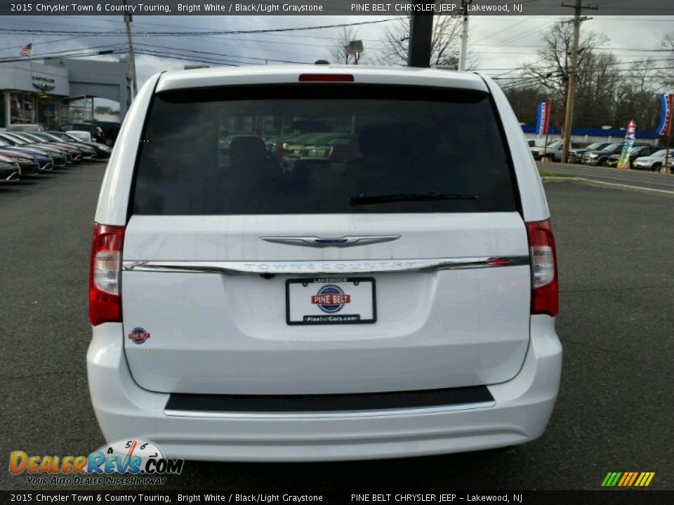 2015 Chrysler Town & Country Touring Bright White / Black/Light Graystone Photo #5