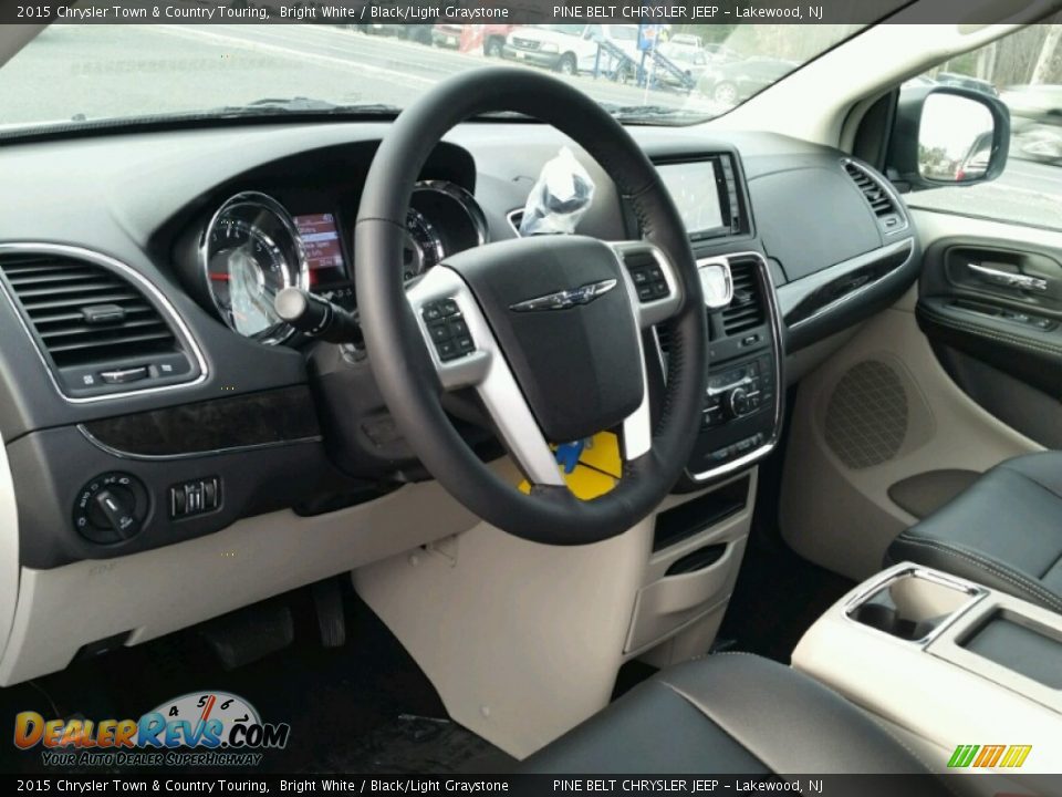 2015 Chrysler Town & Country Touring Bright White / Black/Light Graystone Photo #7