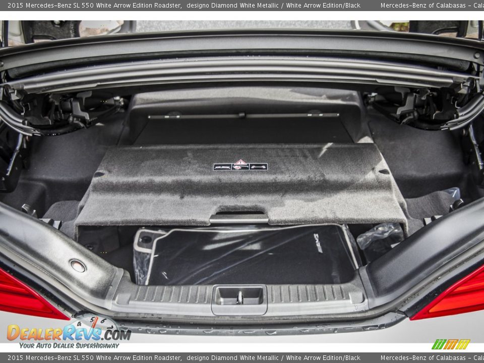2015 Mercedes-Benz SL 550 White Arrow Edition Roadster Trunk Photo #4