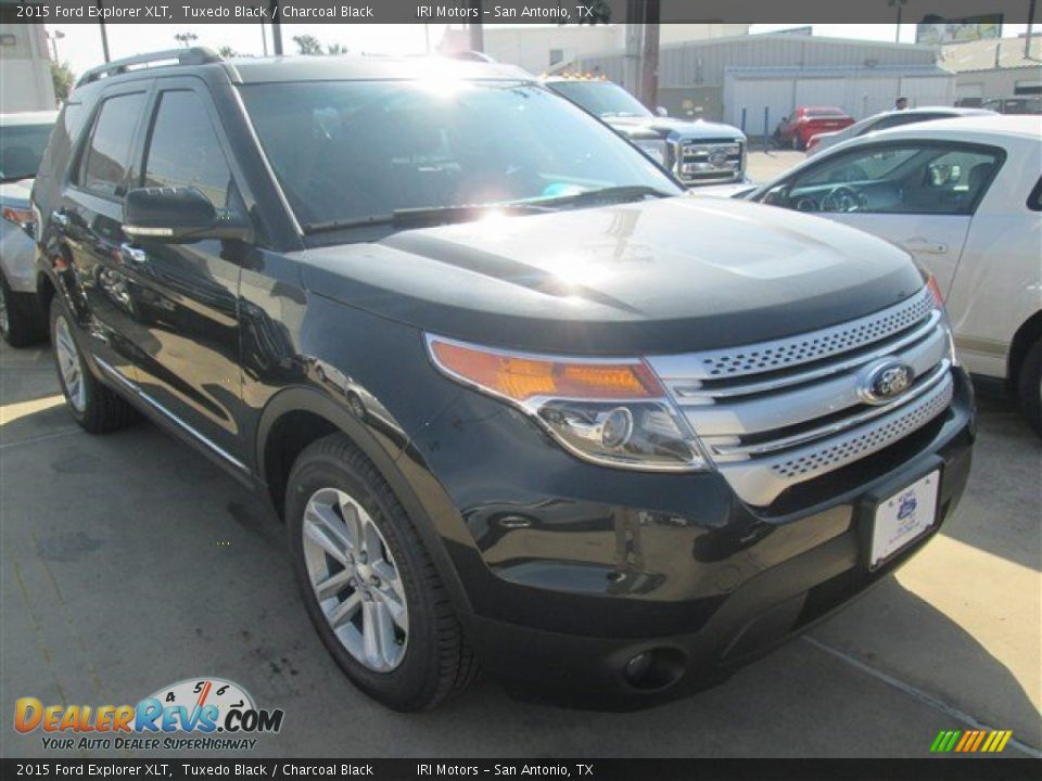 2015 Ford Explorer XLT Tuxedo Black / Charcoal Black Photo #1