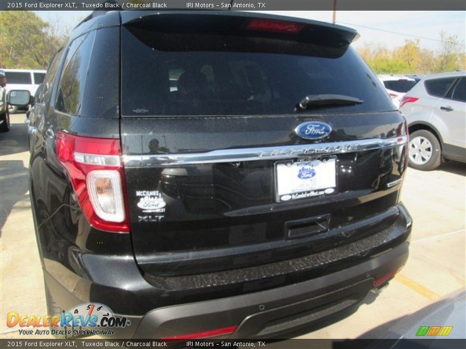2015 Ford Explorer XLT Tuxedo Black / Charcoal Black Photo #8