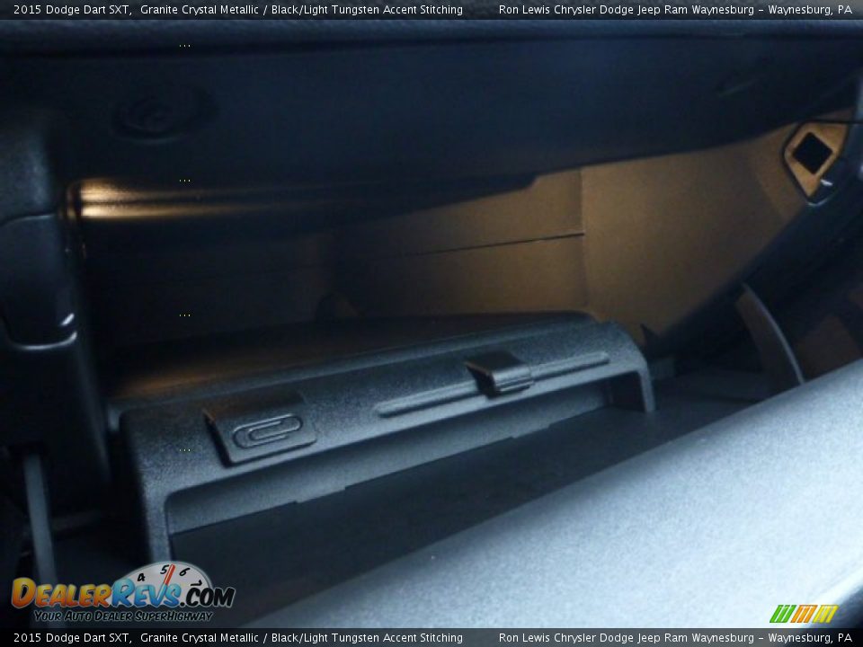 2015 Dodge Dart SXT Granite Crystal Metallic / Black/Light Tungsten Accent Stitching Photo #17
