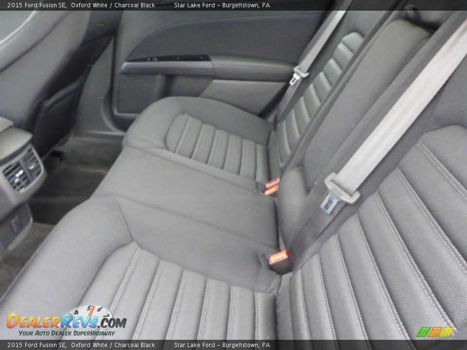 2015 Ford Fusion SE Oxford White / Charcoal Black Photo #11