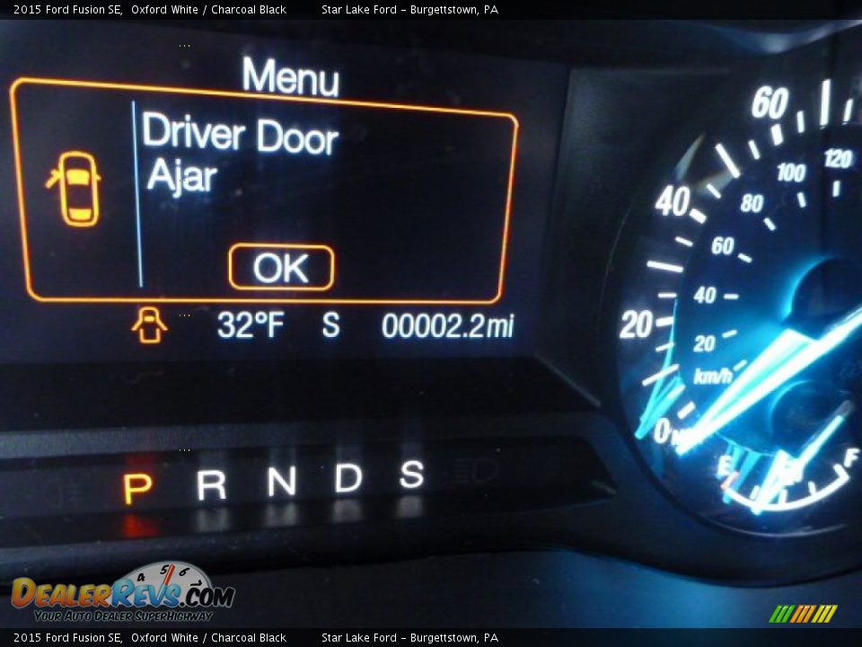 2015 Ford Fusion SE Oxford White / Charcoal Black Photo #19