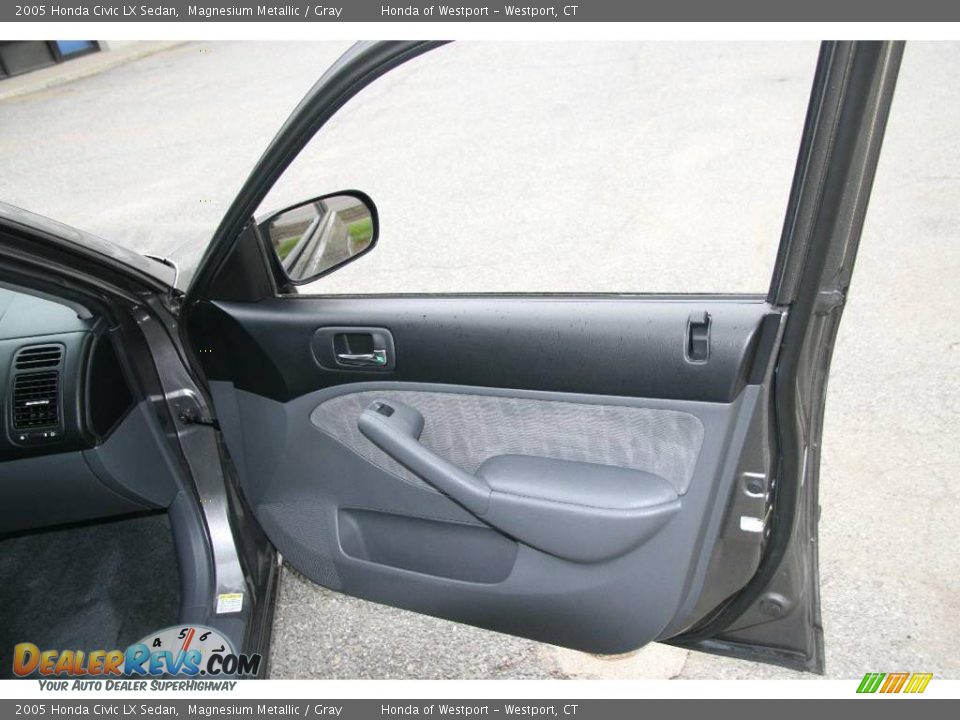2005 Honda Civic LX Sedan Magnesium Metallic / Gray Photo #14