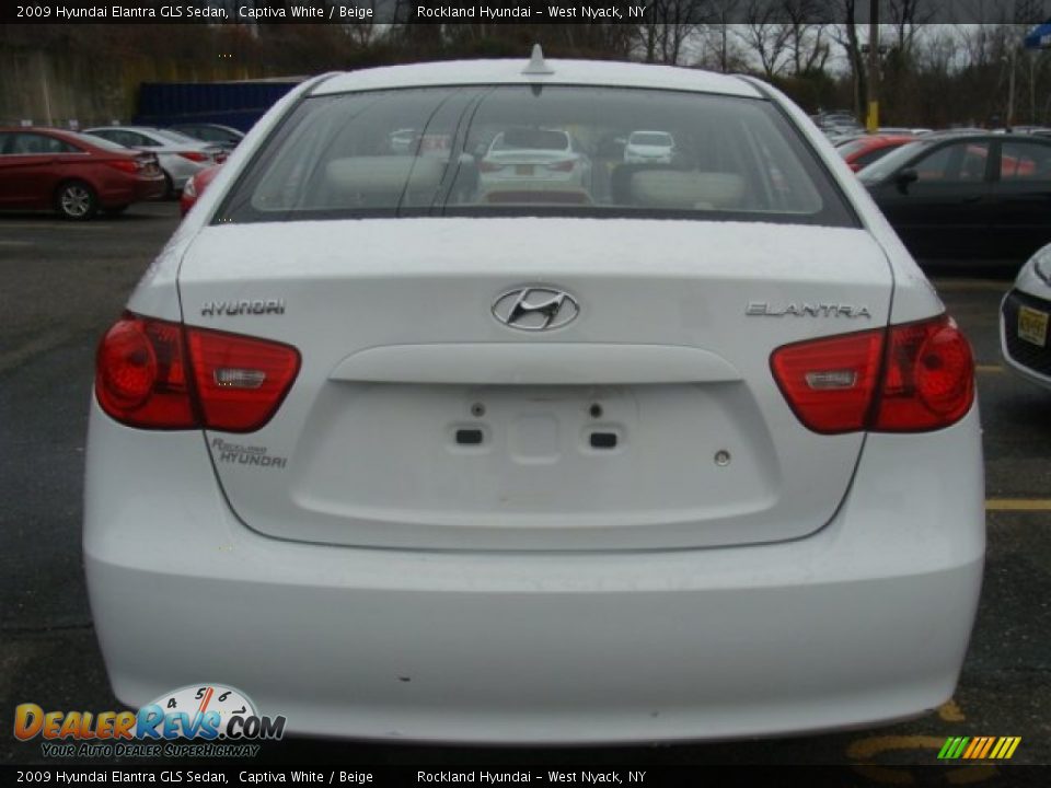 2009 Hyundai Elantra GLS Sedan Captiva White / Beige Photo #5