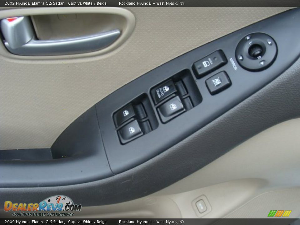 2009 Hyundai Elantra GLS Sedan Captiva White / Beige Photo #8