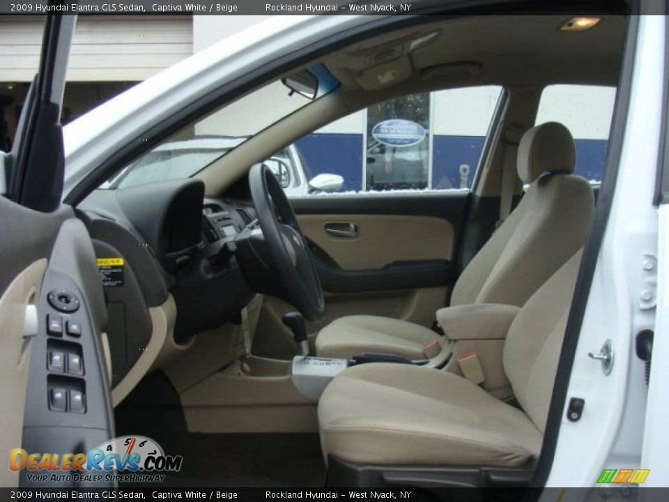 2009 Hyundai Elantra GLS Sedan Captiva White / Beige Photo #10