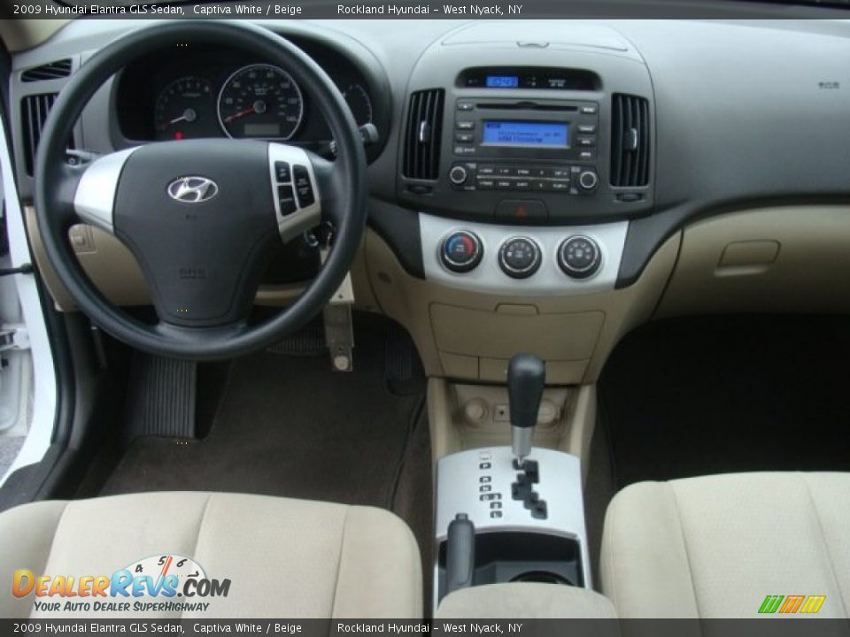 2009 Hyundai Elantra GLS Sedan Captiva White / Beige Photo #11