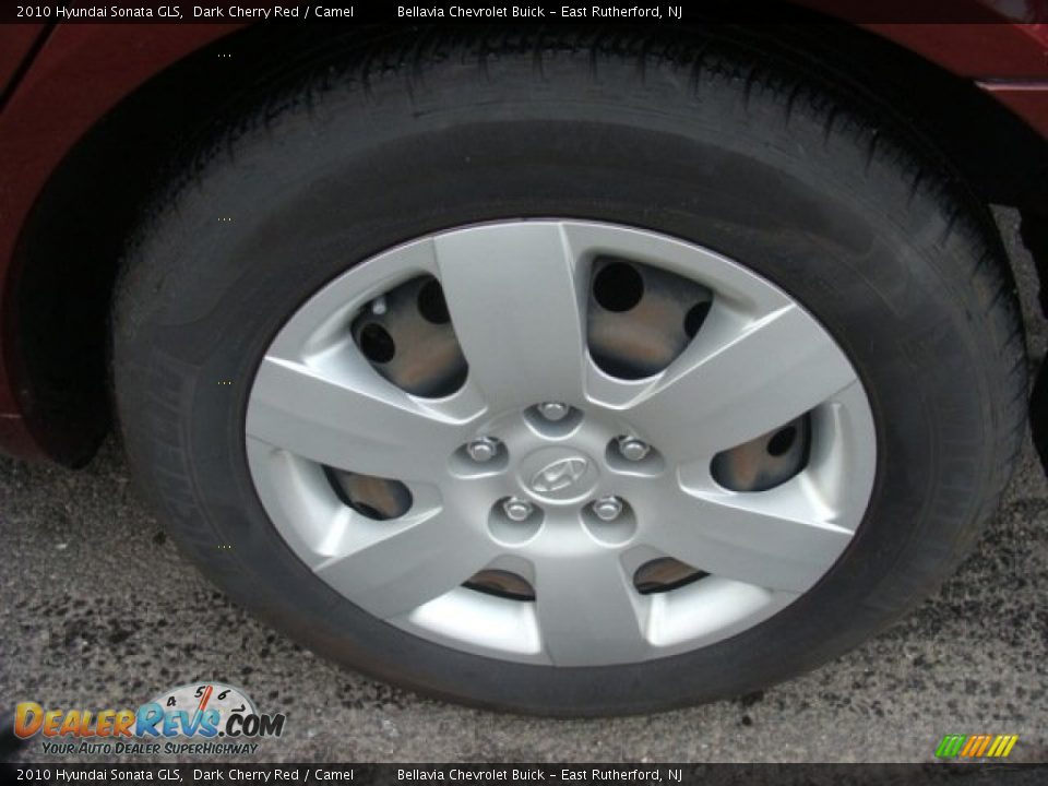 2010 Hyundai Sonata GLS Dark Cherry Red / Camel Photo #13