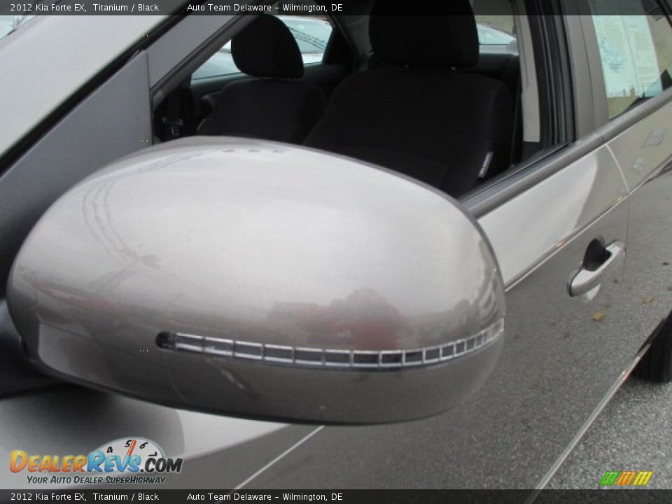 2012 Kia Forte EX Titanium / Black Photo #28