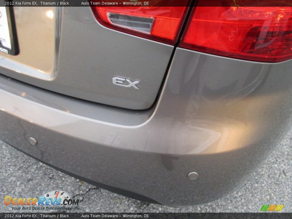 2012 Kia Forte EX Titanium / Black Photo #29