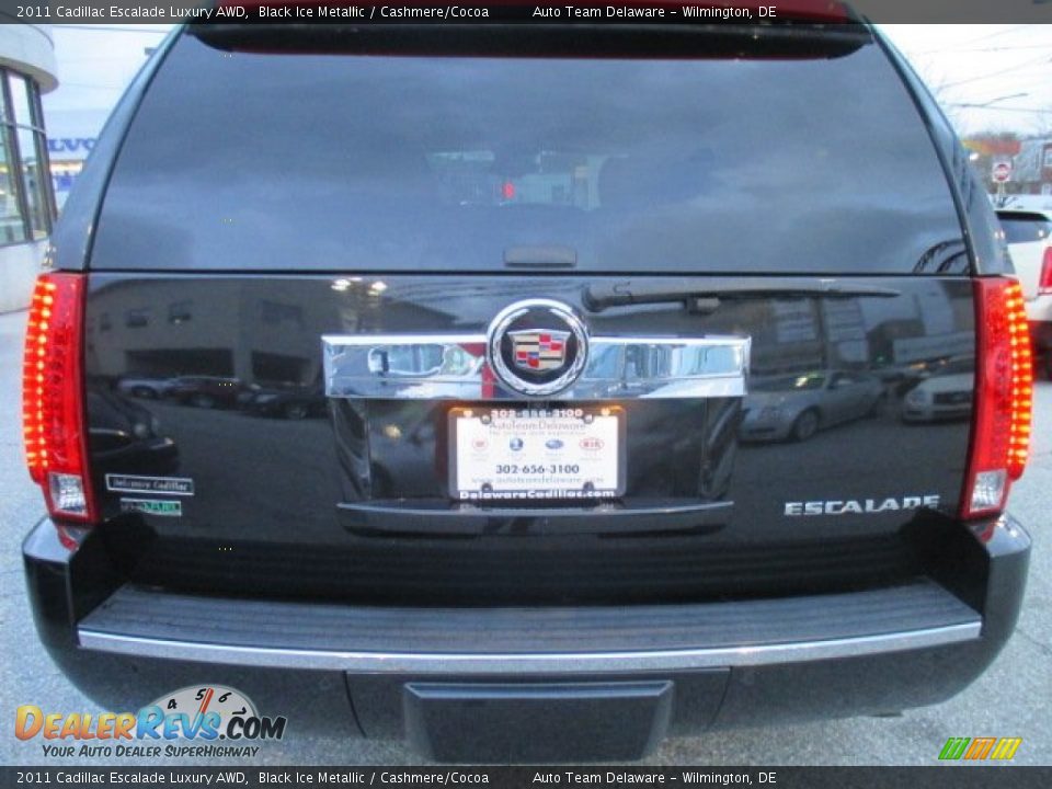 2011 Cadillac Escalade Luxury AWD Black Ice Metallic / Cashmere/Cocoa Photo #5