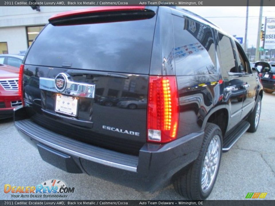 2011 Cadillac Escalade Luxury AWD Black Ice Metallic / Cashmere/Cocoa Photo #6