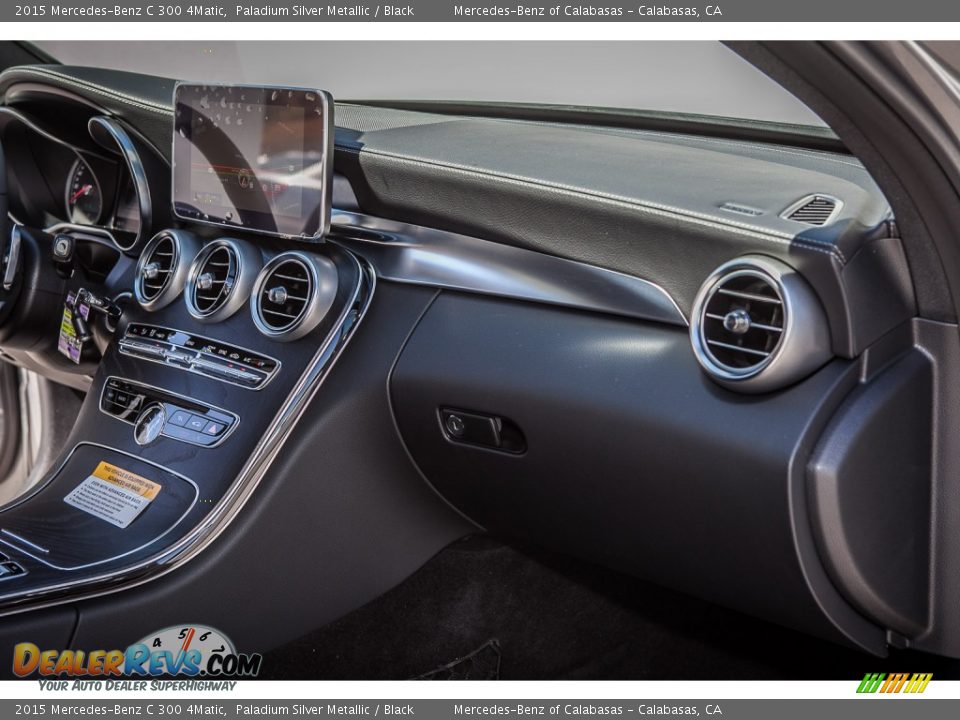 2015 Mercedes-Benz C 300 4Matic Paladium Silver Metallic / Black Photo #8