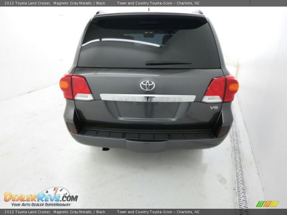 2013 Toyota Land Cruiser Magnetic Gray Metallic / Black Photo #13