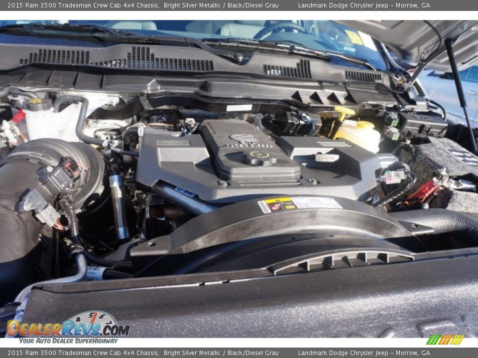 2015 Ram 3500 Tradesman Crew Cab 4x4 Chassis 6.7 Liter OHV 24-Valve Cummins Turbo-Diesel Inline 6 Cylinder Engine Photo #9