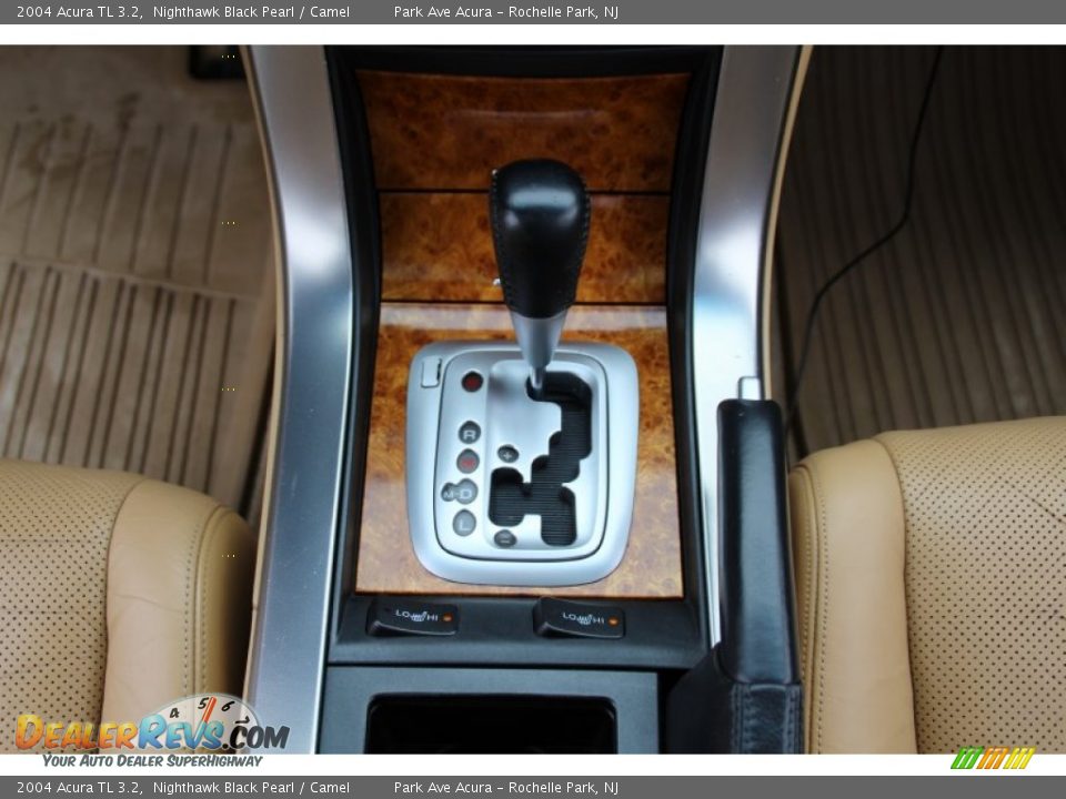 2004 Acura TL 3.2 Nighthawk Black Pearl / Camel Photo #17