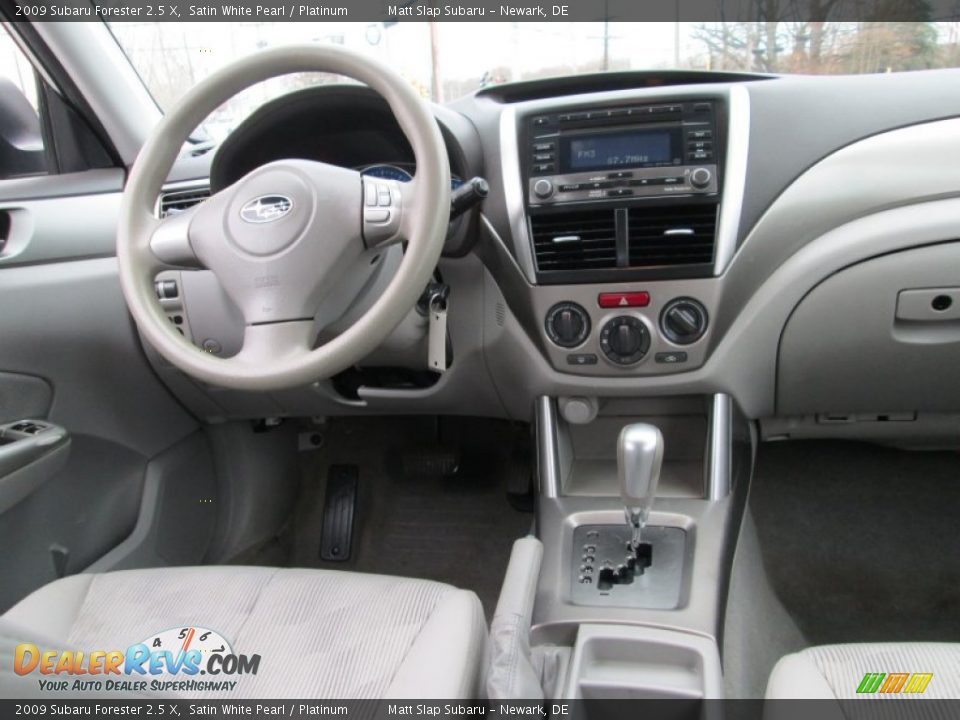2009 Subaru Forester 2.5 X Satin White Pearl / Platinum Photo #16
