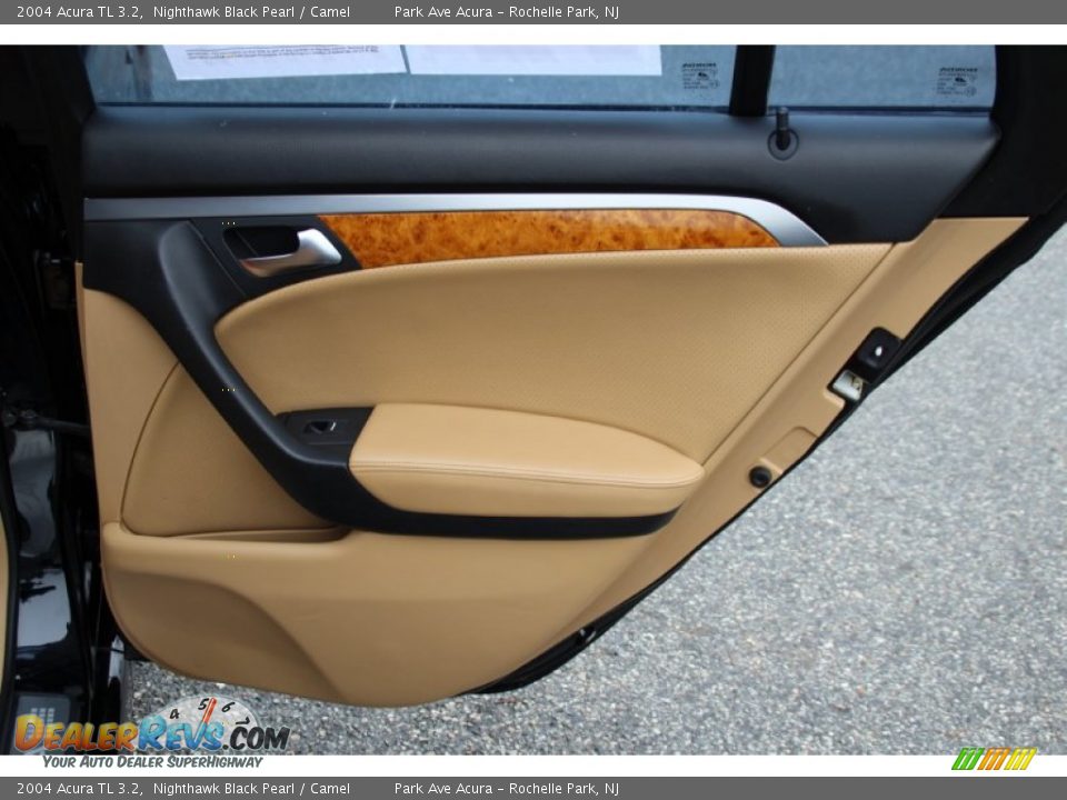 2004 Acura TL 3.2 Nighthawk Black Pearl / Camel Photo #24