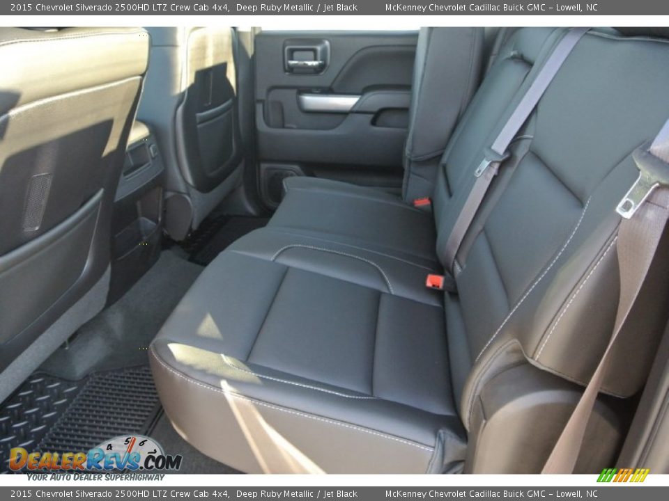 2015 Chevrolet Silverado 2500HD LTZ Crew Cab 4x4 Deep Ruby Metallic / Jet Black Photo #16