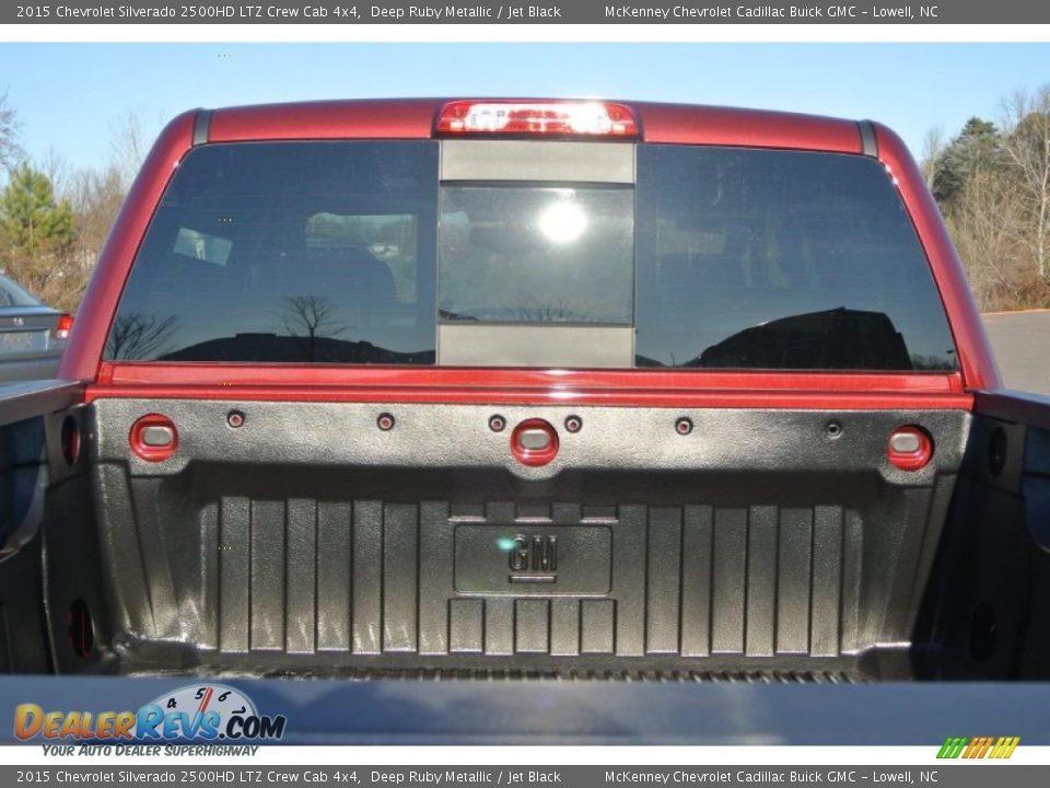 2015 Chevrolet Silverado 2500HD LTZ Crew Cab 4x4 Deep Ruby Metallic / Jet Black Photo #17