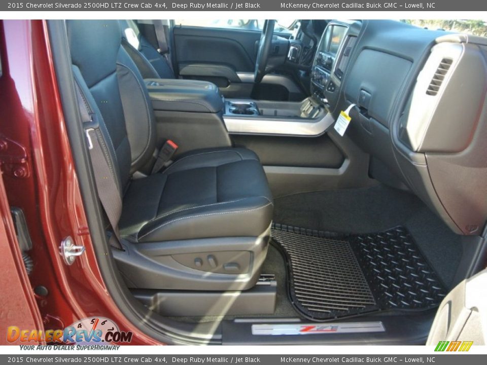 2015 Chevrolet Silverado 2500HD LTZ Crew Cab 4x4 Deep Ruby Metallic / Jet Black Photo #18