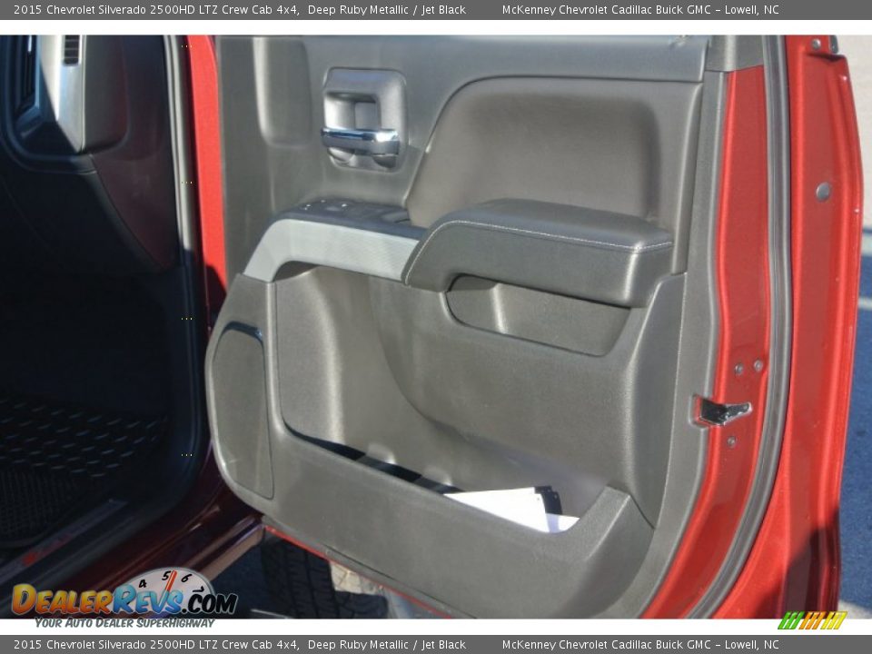 2015 Chevrolet Silverado 2500HD LTZ Crew Cab 4x4 Deep Ruby Metallic / Jet Black Photo #19