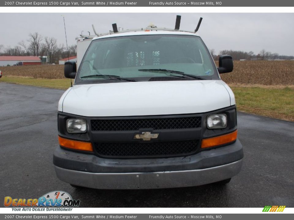 2007 Chevrolet Express 1500 Cargo Van Summit White / Medium Pewter Photo #2