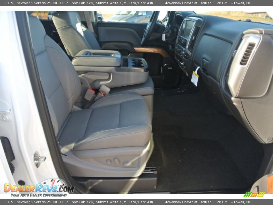 2015 Chevrolet Silverado 2500HD LTZ Crew Cab 4x4 Summit White / Jet Black/Dark Ash Photo #17