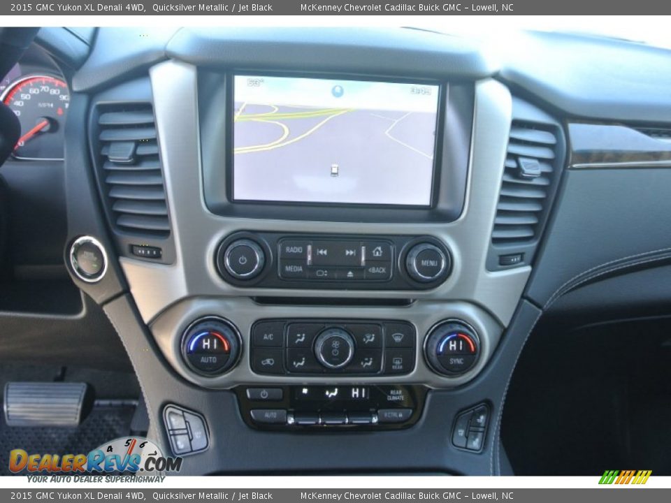 2015 GMC Yukon XL Denali 4WD Quicksilver Metallic / Jet Black Photo #12