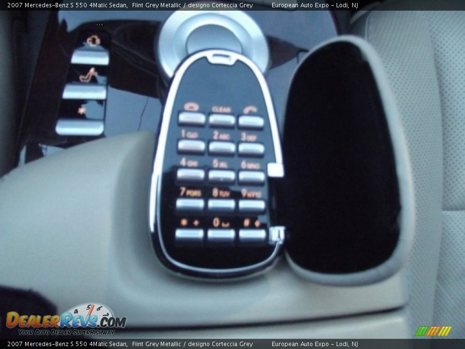 2007 Mercedes-Benz S 550 4Matic Sedan Flint Grey Metallic / designo Corteccia Grey Photo #32