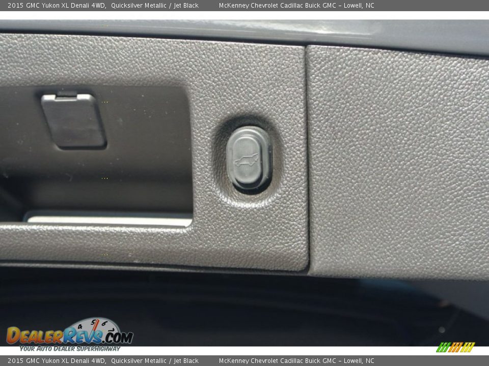 2015 GMC Yukon XL Denali 4WD Quicksilver Metallic / Jet Black Photo #20
