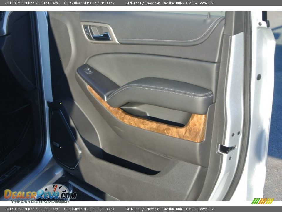 2015 GMC Yukon XL Denali 4WD Quicksilver Metallic / Jet Black Photo #23